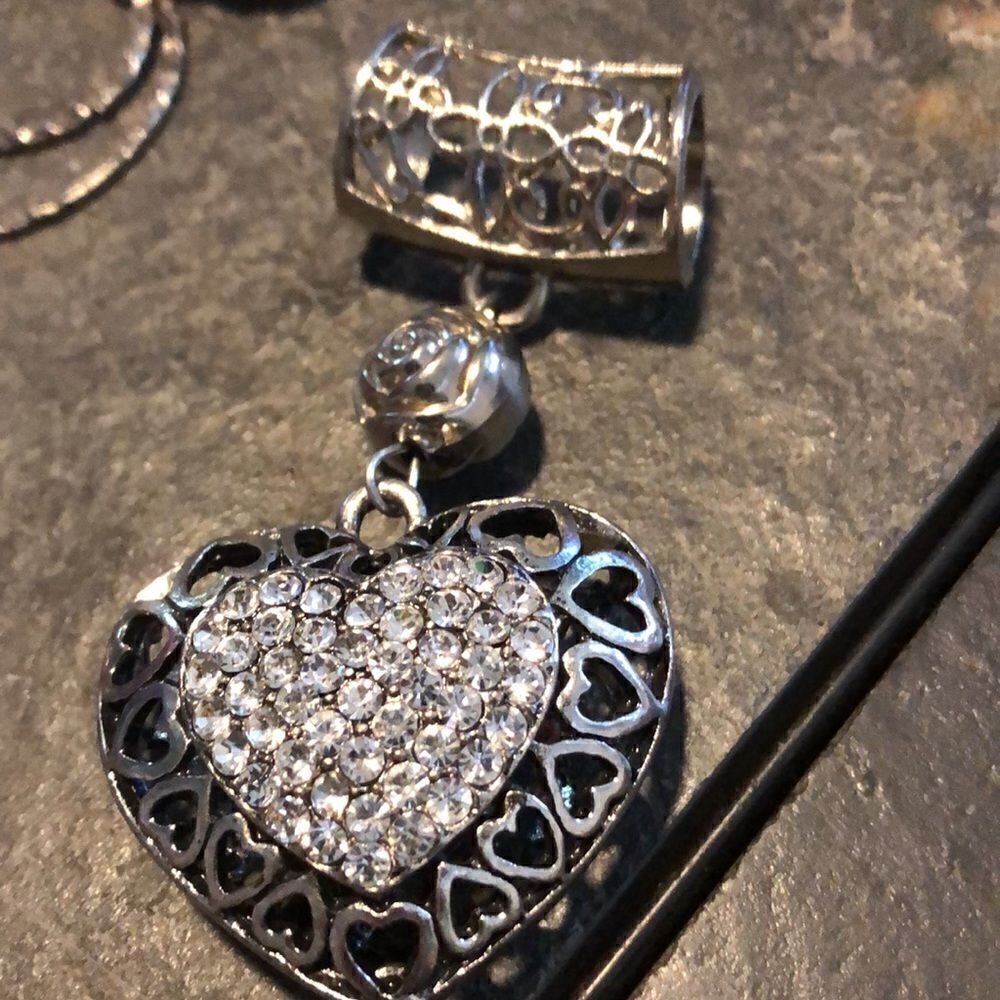 8 piece metal & silver plastic scarf accessories rings set #2 - Picture 4 of 5